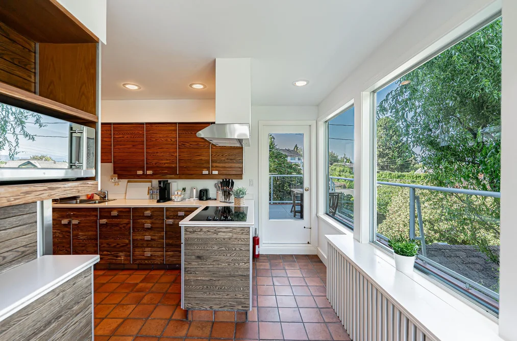 4327 LOCARNO CRESCENT, Vancouver BC V6R 1G2, Vancouver BC — Residential for Sale — Photo 9 of 17