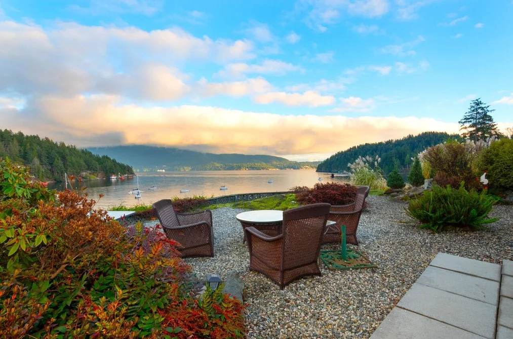 433 SENATOR PLACE, Bowen Island BC V0N 1G1, Bowen Island BC — Residential for Sale - Photo 2