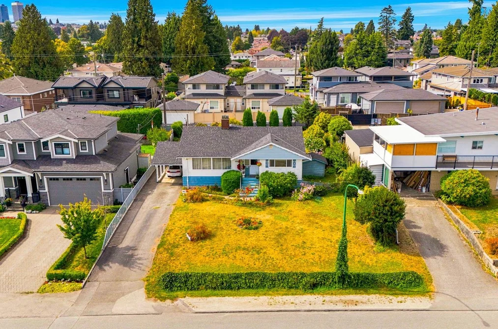 4335 Barker Ave, Burnaby, BC - MLS: R3170333