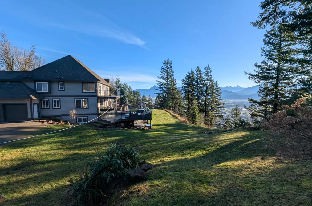 43350 HILLKEEP PLACE, Chilliwack BC V2R 4A4, Chilliwack BC — Residential for Sale - Photo 2