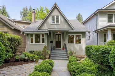 4343 W 11th Ave, Vancouver, BC - MLS: R3177760