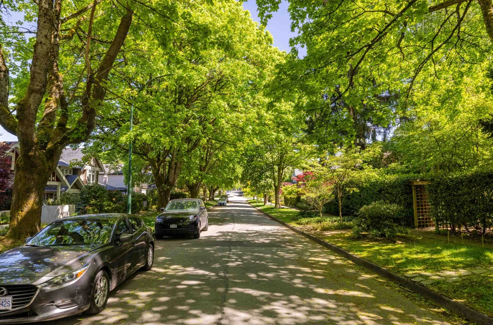 4343 11TH AVENUE, Vancouver BC V6R 2L9, Vancouver BC — Residential for Sale - Photo 2