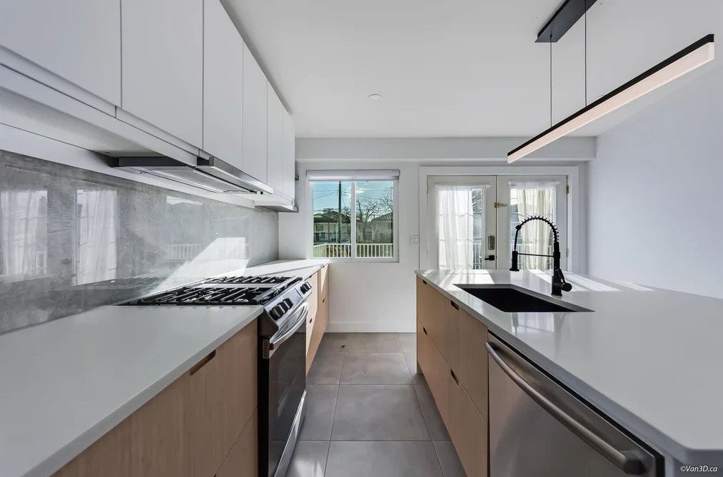 4346 DUNDAS STREET, Burnaby BC V5C 1B3, Burnaby BC — Residential for Sale - Photo 5
