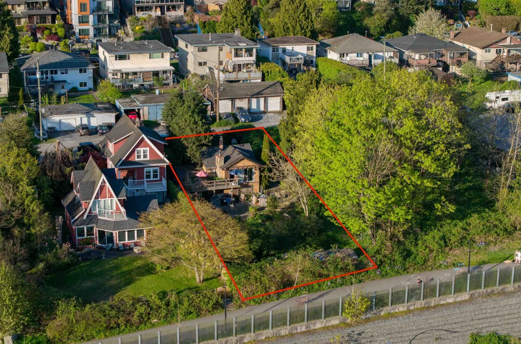 House for sale at 435 Alder Street North Vancouver British Columbia - MLS: R3124926