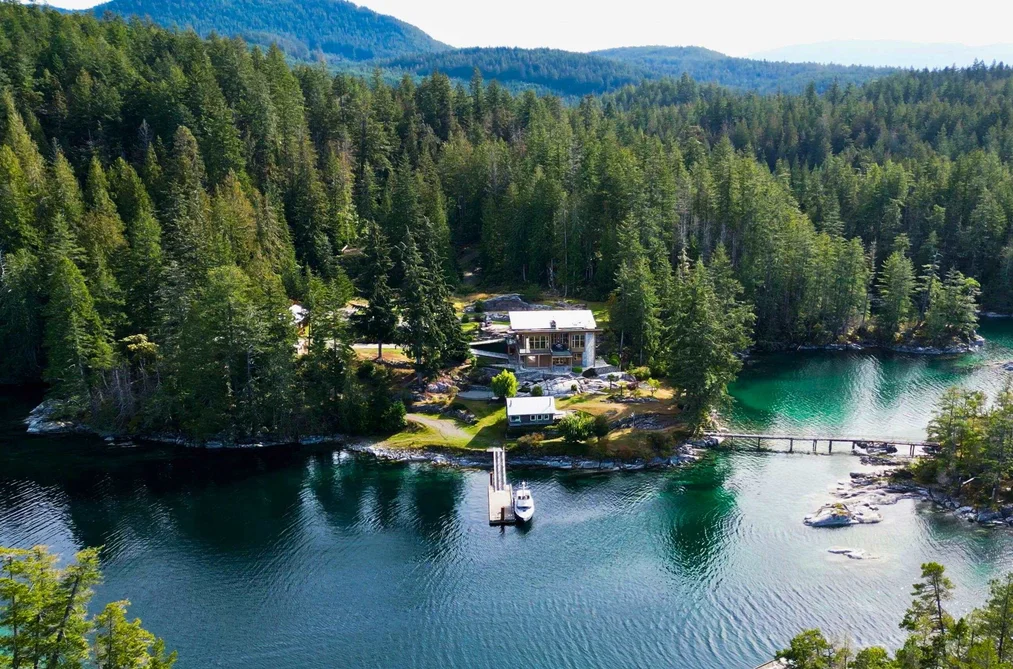 4355 BLIND BAY SHORELINE, Nelson Island BC V0N 1N0, Nelson Island BC — Residential for Sale - Photo 2