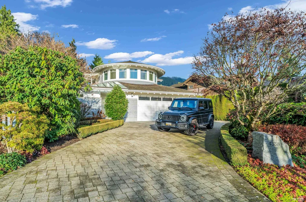 House for sale at 4358 Erwin Drive West Vancouver British Columbia - MLS: R3105762