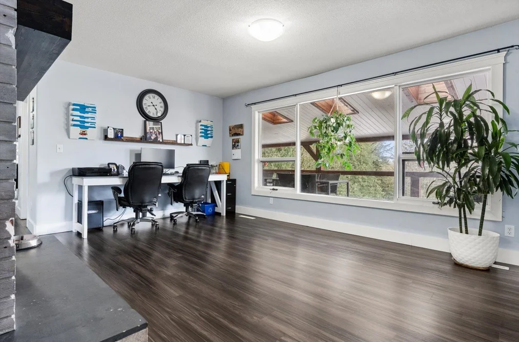 43590 CHILLIWACK MOUNTAIN ROAD, Chilliwack BC V2R 4A1, Chilliwack BC — Residential for Sale - Photo 3