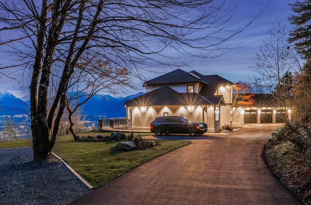 43619 BRACKEN DRIVE, Chilliwack BC V2R 4A4, Chilliwack BC — Residential for Sale - Photo 2