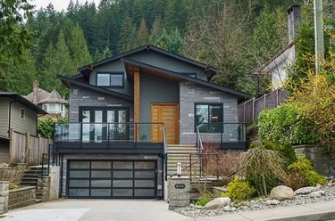 4365 Mountain Hwy, North Vancouver, BC - MLS: R3152369