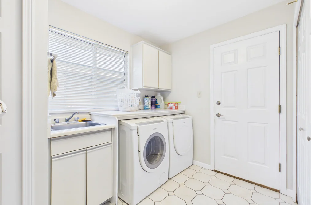 4368 CRAIGFLOWER DRIVE, Richmond BC V7C 4W3, Richmond BC — Residential for Sale — Photo 16 of 25