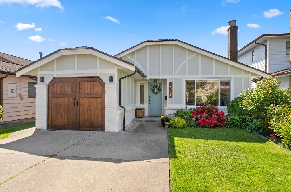 House for sale at 4371 Hermitage Drive Richmond British Columbia - MLS: R3141675