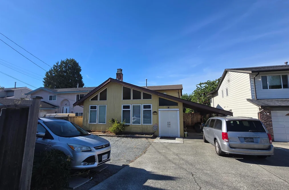 4371 STEVESTON HIGHWAY, Richmond, BC — Residential for Sale — Photo 3 of 5
