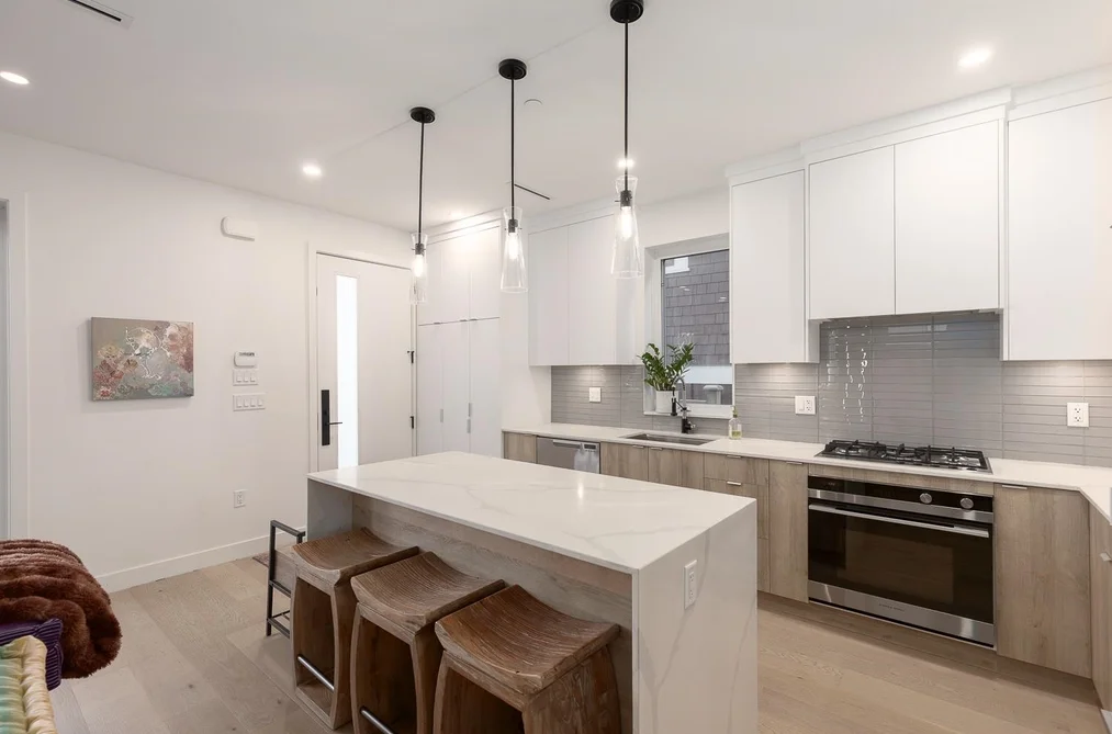 Half Duplex for sale at 4372 W 13th Avenue Vancouver British Columbia - MLS: R3097676
