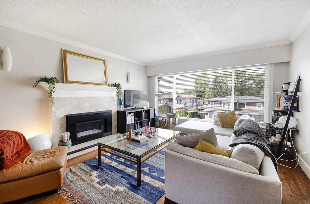 4378 BRIARWOOD CRESCENT, Burnaby BC V5G 2M6, Burnaby BC — Residential for Sale - Photo 2