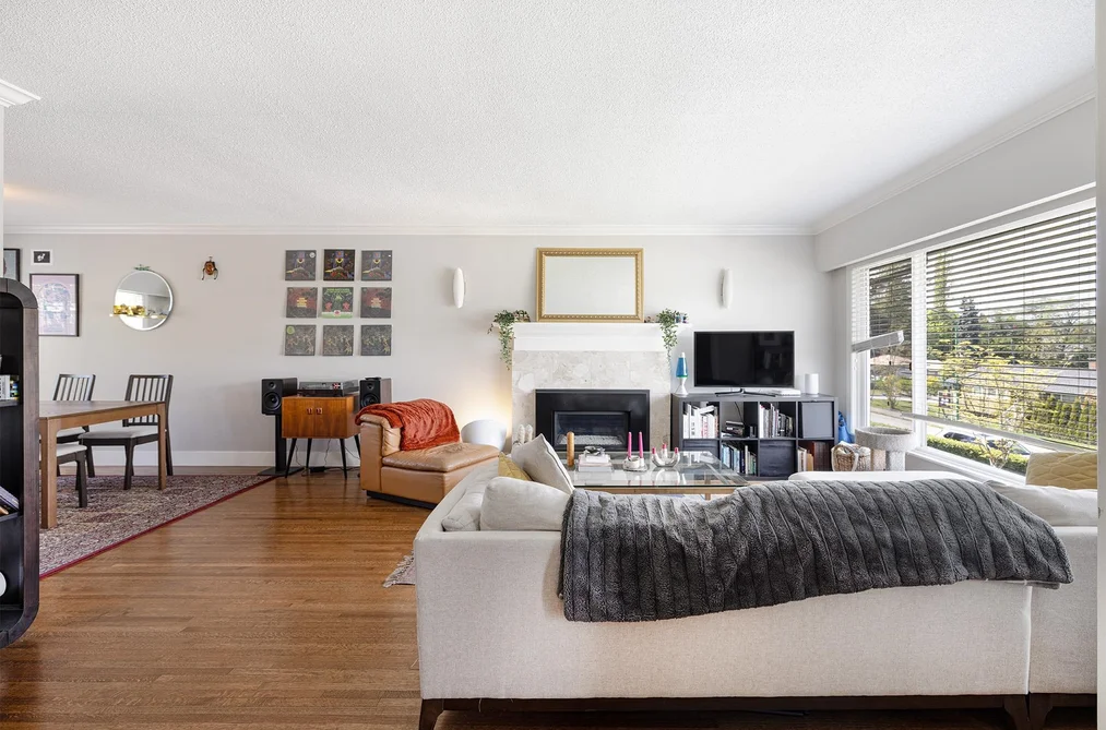 4378 BRIARWOOD CRESCENT, Burnaby BC V5G 2M6, Burnaby BC — Residential for Sale - Photo 4