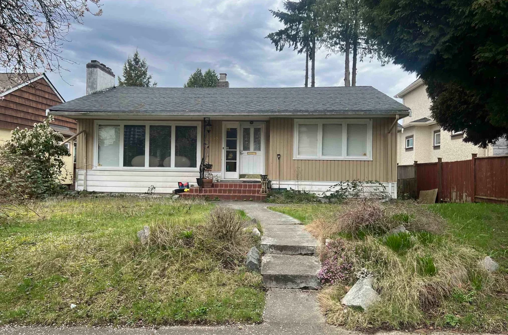 House for sale at 438 W 45th Avenue Vancouver British Columbia - MLS: R3013547