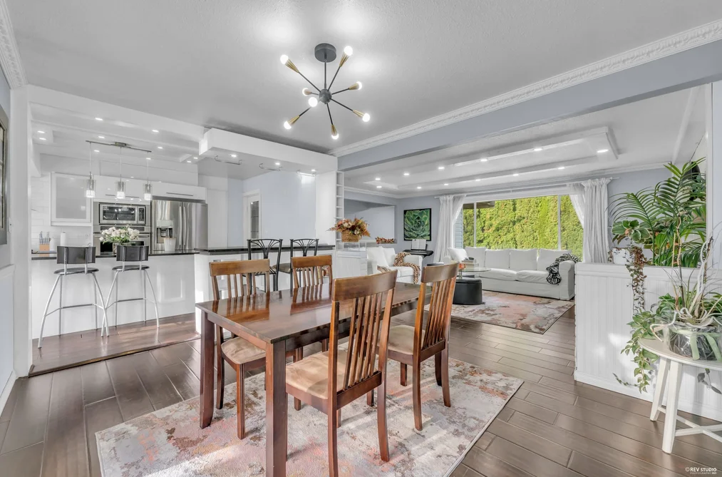 House for sale at 4380 Woodcrest Road West Vancouver British Columbia - MLS: R3064075