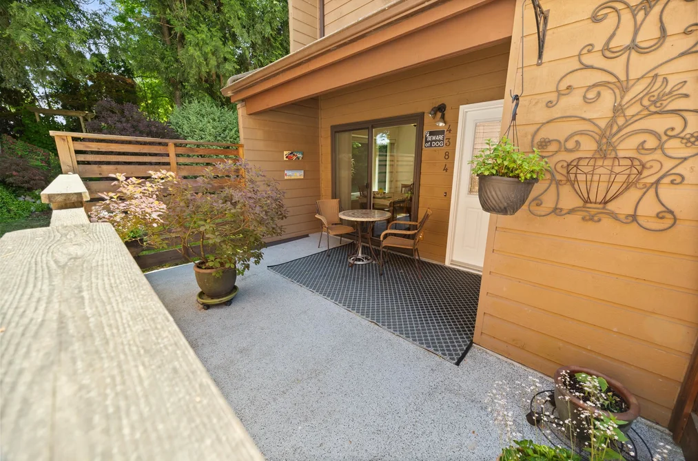 4384 GARDEN GROVE DRIVE, Burnaby BC V5G 4G6, Burnaby BC — Residential for Sale — Photo 30 of 40