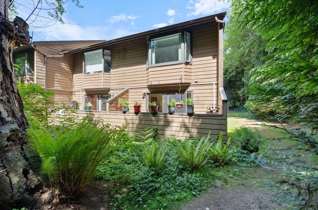 4384 GARDEN GROVE DRIVE, Burnaby BC V5G 4G6, Burnaby BC — Residential for Sale — Photo 32 of 40