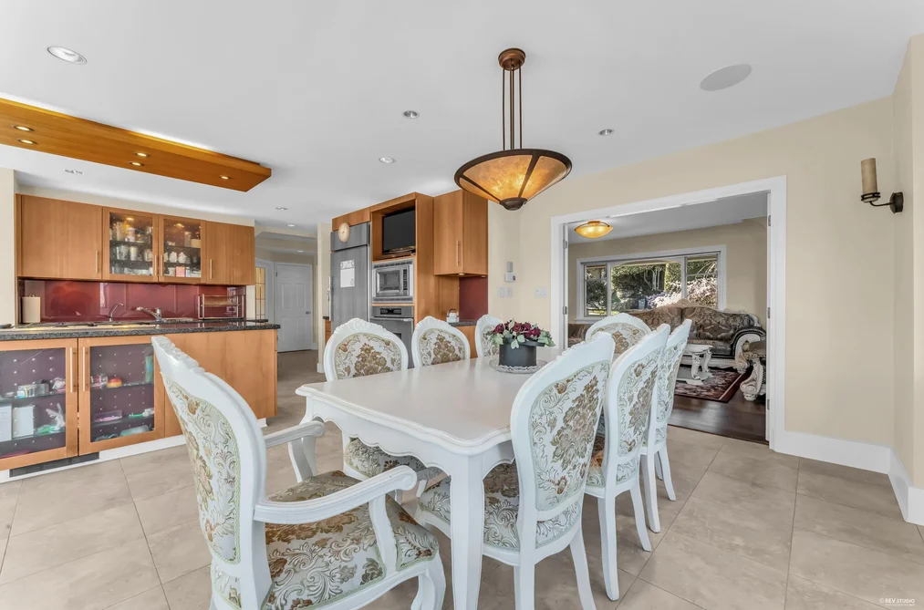 4389 LOCARNO CRESCENT, Vancouver BC V6R 1G2, Vancouver BC — Residential for Sale — Photo 10 of 38