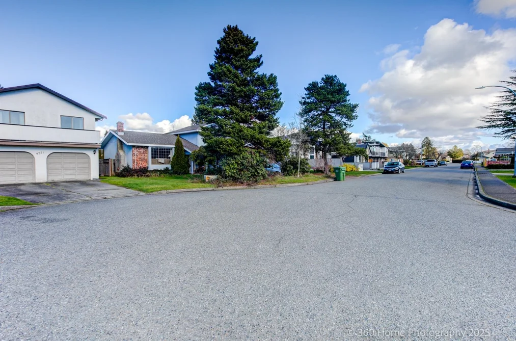 4391 DEERFIELD CRESCENT, Richmond BC V6X 2Y4, Richmond BC — Residential for Sale - Photo 2