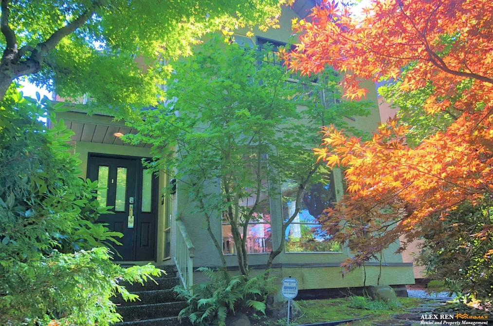 House for sale at 4396 W 11th Avenue Vancouver British Columbia - MLS: R3137285