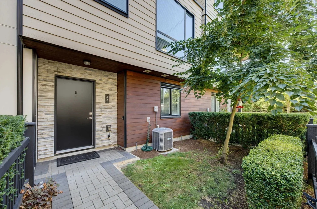 Townhouse for sale at 44 15688 28 Avenue Surrey British Columbia - MLS: R3159525