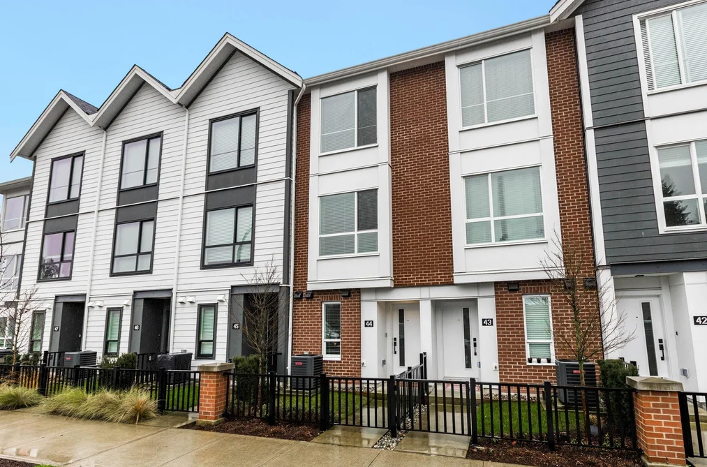 2886 Montrose Ave Unit 44, Abbotsford, BC - MLS: R3169836