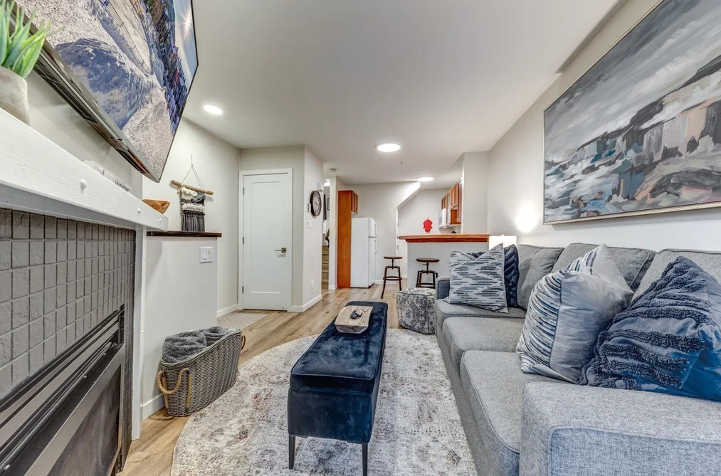 44 4388 NORTHLANDS BOULEVARD, Whistler BC V8E 1C6, Whistler BC — Residential for Sale - Photo 2