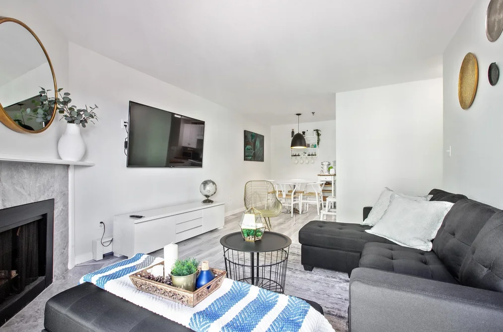 440 22661 LOUGHEED HIGHWAY, Maple Ridge BC V2X 2V4, Maple Ridge BC — Residential for Sale - Photo 2