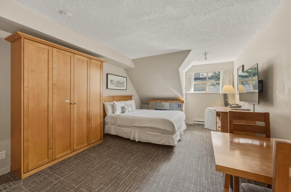 4402 4295 BLACKCOMB WAY, Whistler BC V8E 0X2, Whistler BC — Residential for Sale - Photo 4
