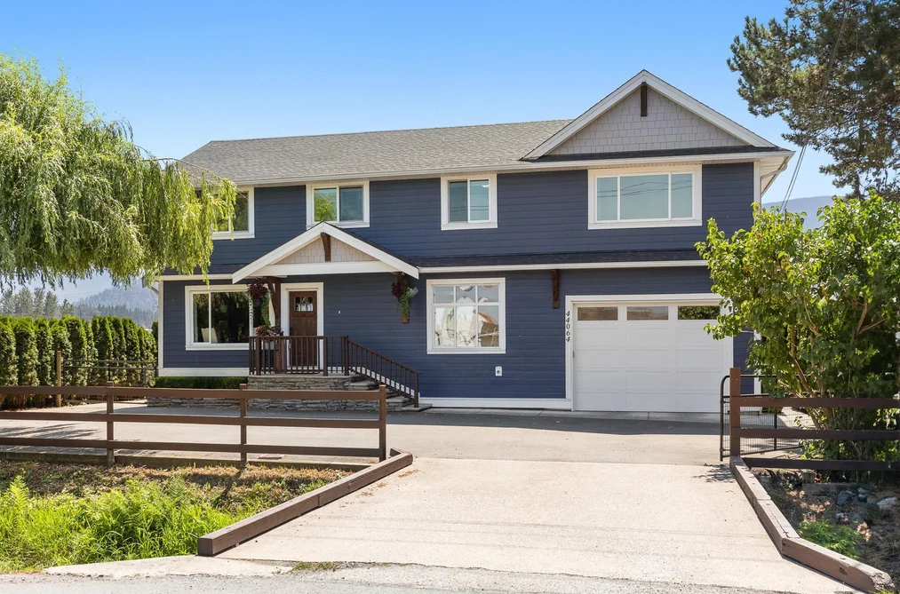 House for sale at 44064 South Sumas Road Chilliwack British Columbia - MLS: R3146338