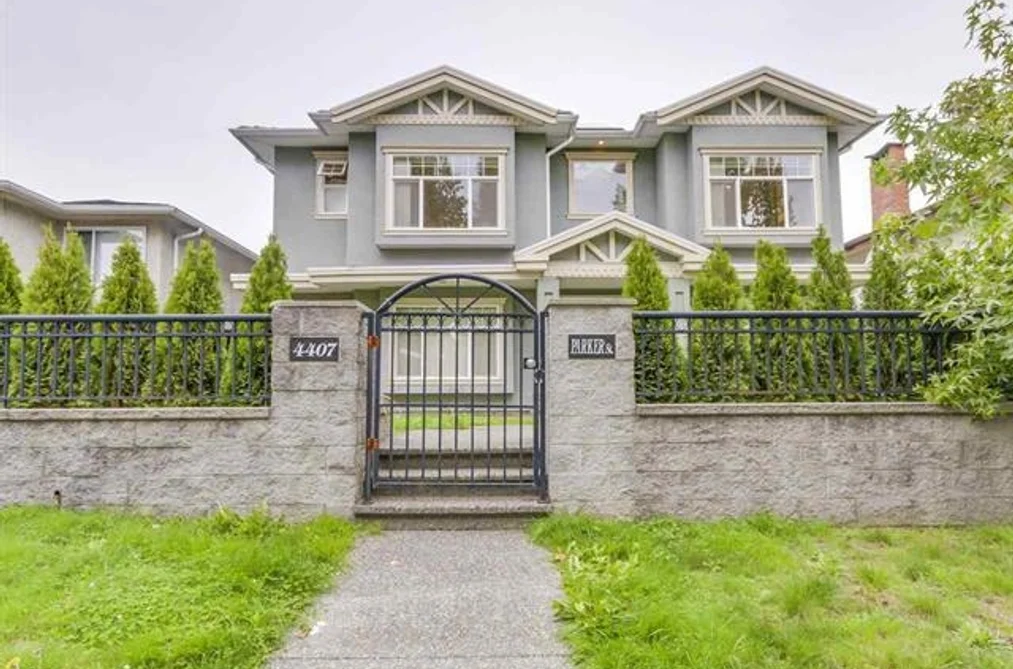 House for sale at 4407 Parker Street Burnaby British Columbia - MLS: R3072008