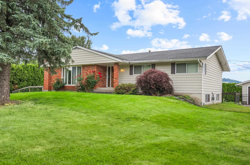 44081 KEITH WILSON ROAD, Chilliwack BC V2R 4B5, Chilliwack BC — Residential for Sale — Photo 4 of 37