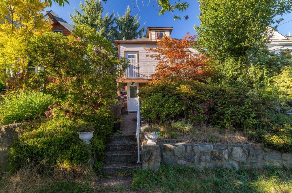 House for sale at 441 E 28th Avenue Vancouver British Columbia - MLS: R3168987
