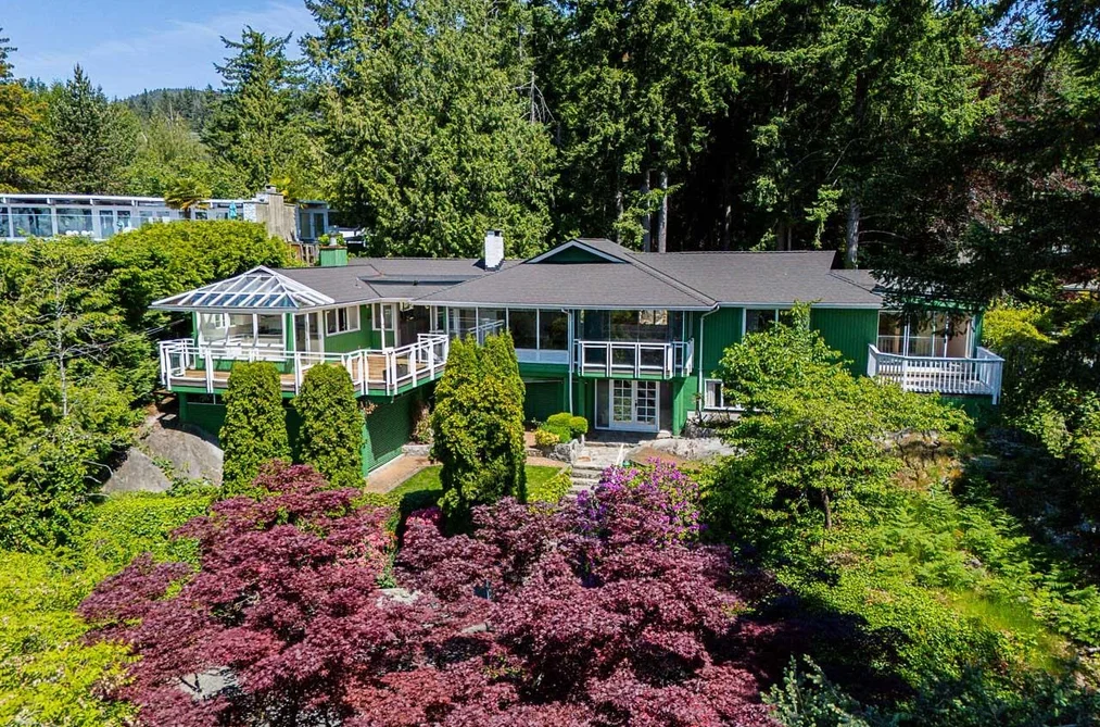 House for sale at 4415 Woodcrest Road West Vancouver British Columbia - MLS: R3129797