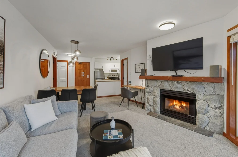 442 4800 SPEARHEAD DRIVE, Whistler BC V8E 1G1, Whistler BC — Residential for Sale - Photo 4