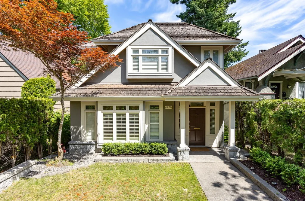 House for sale at 4420 Collingwood Street Vancouver British Columbia - MLS: R3105356