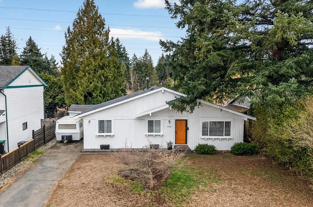 4428 203 STREET, Langley BC V3A 6P7, Langley BC — Residential for Sale - Photo 2