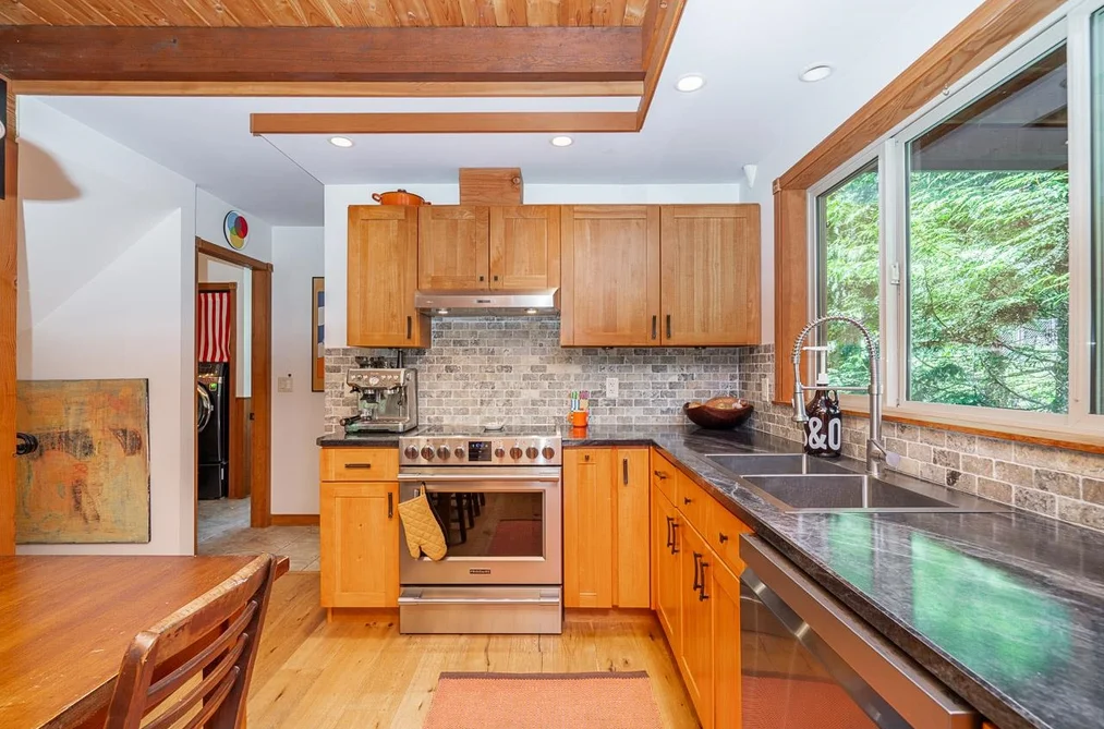 44301 BAYVIEW ROAD, Mission BC V0M 1N0, Mission BC — Residential for Sale — Photo 6 of 37