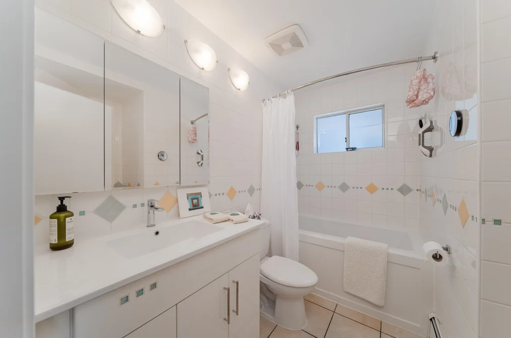 4432 GRAVELEY STREET, Burnaby BC V5C 3T8, Burnaby BC — Residential for Sale — Photo 18 of 39