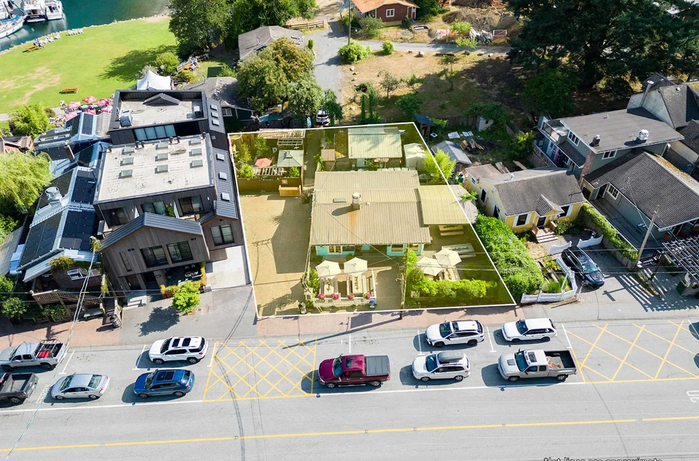 443B BOWEN ISLAND TRUNK ROAD, Bowen Island BC V0N 1G0, Bowen Island BC — Residential for Sale - Photo 2