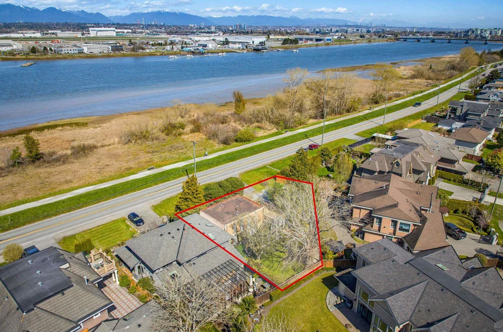 House for sale at 4440 River Road Richmond British Columbia - MLS: R3109643