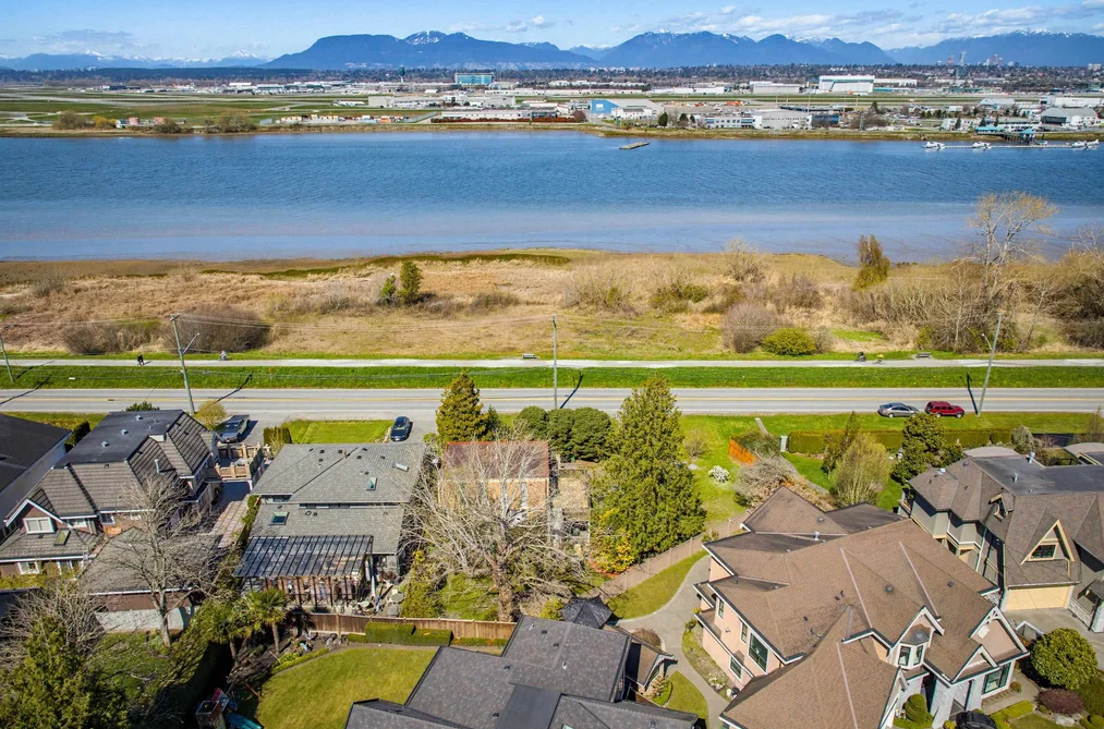 4440 RIVER ROAD, Richmond BC V7C 1A3, Richmond BC — Residential for Sale - Photo 2