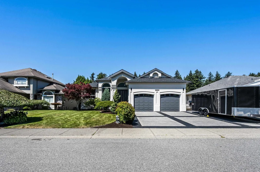 44425 ELSIE PLACE, Chilliwack BC V2R 5L1, Sardis BC — Residential for Sale - Photo 2