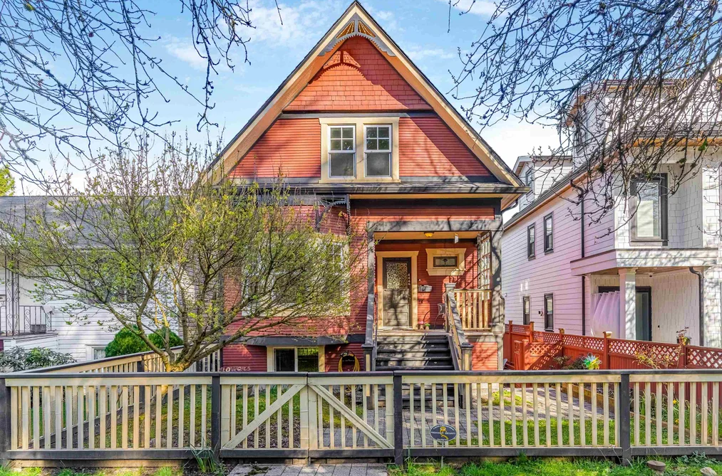 House for sale at 4446 Quebec Street Vancouver British Columbia - MLS: R3104473