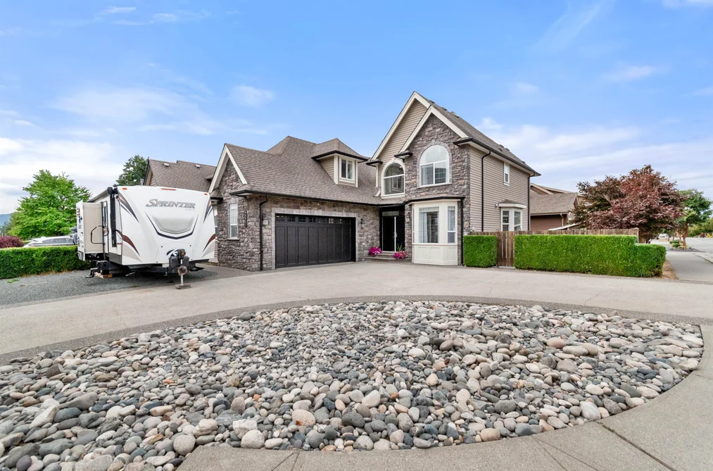 House for sale at 44557 Bayshore Avenue Chilliwack British Columbia - MLS: R3159592