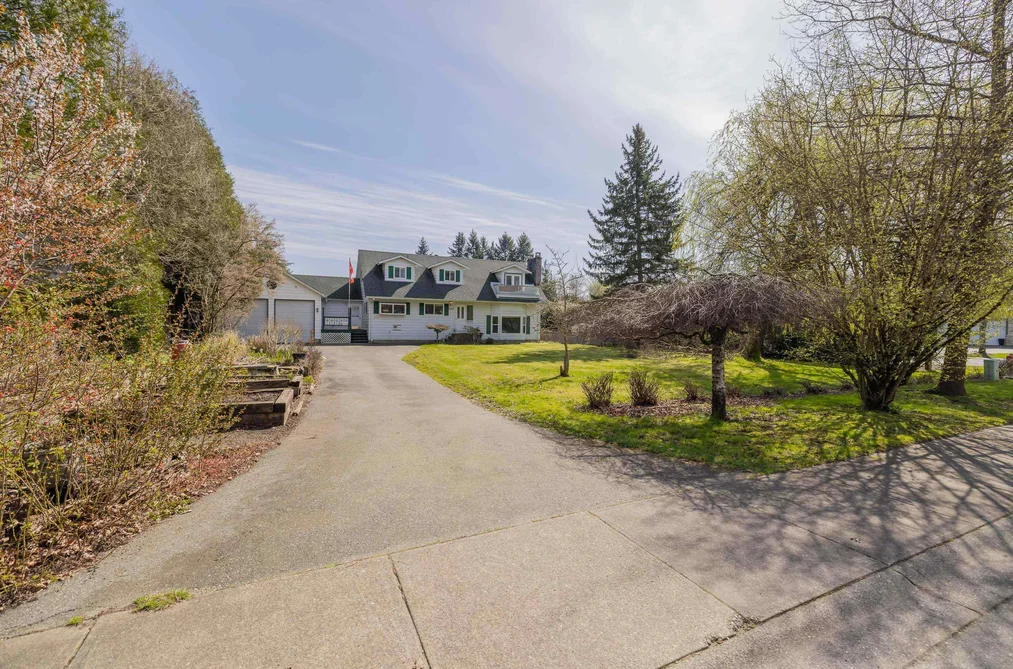 House for sale at 4458 Benz Crescent Langley British Columbia - MLS: R3161377