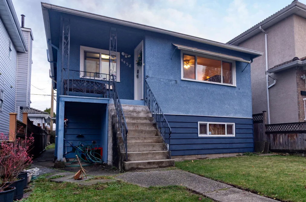 4458 SKEENA STREET, Vancouver BC V5R 2L9, Vancouver BC — Residential for Sale - Photo 2
