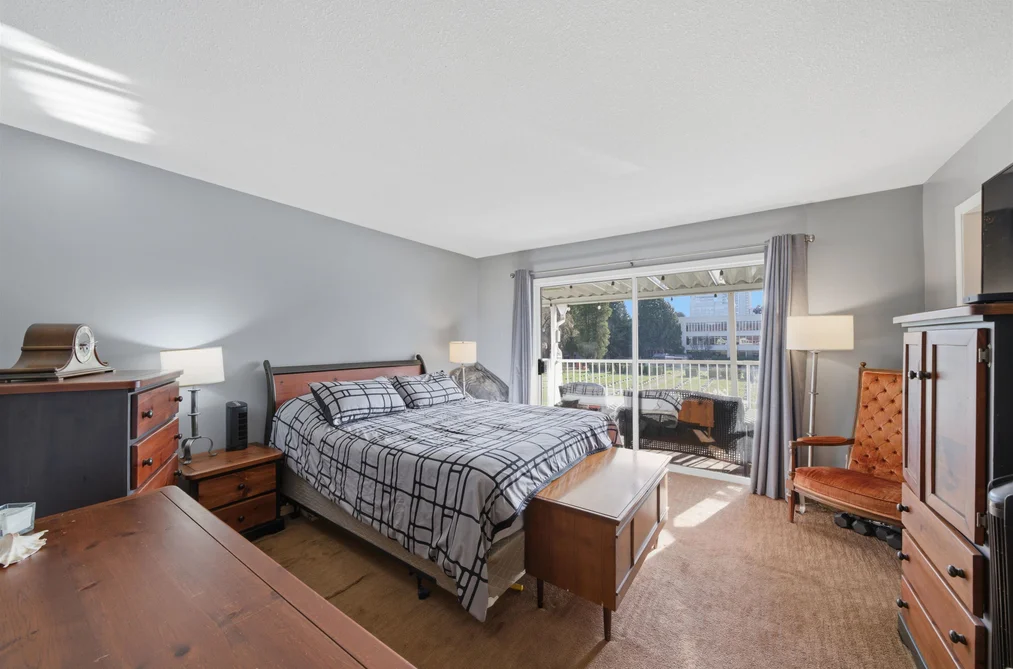 4468 Graveley Street, Burnaby, BC - MLS: R3163076 - Photo 2 4468 Graveley Street, Burnaby, BC - MLS: R3163076 - Photo 2